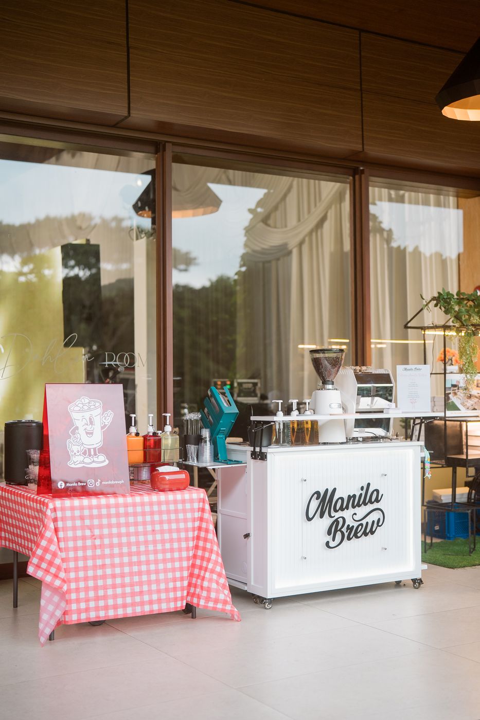 The Manila Brew coffee cart